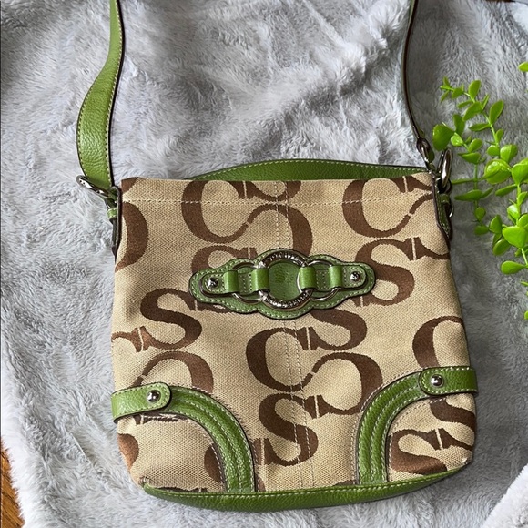 Sophia Caperelli Green and Brown Signature Shoulder Bag - Picture 1 of 8